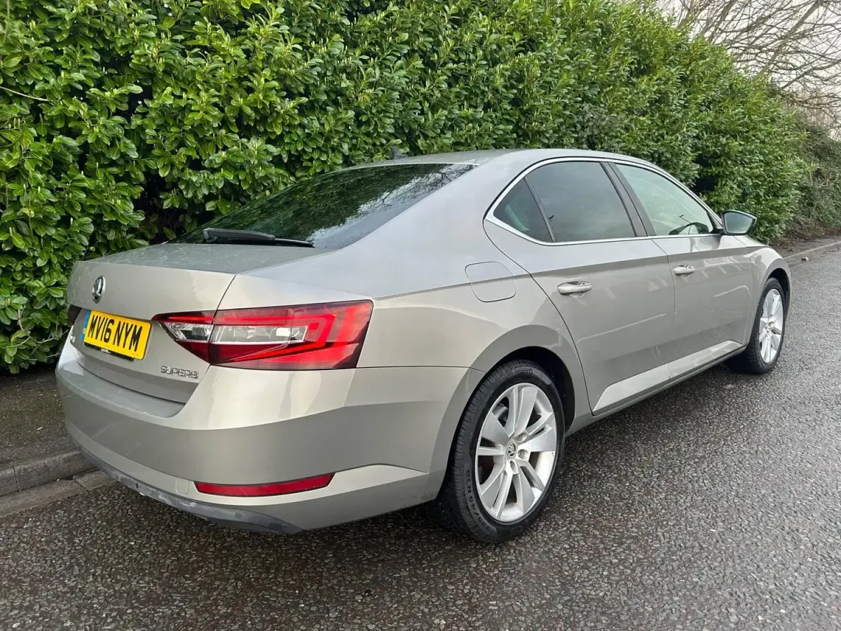Second-hand Skoda Superb SE L Executive 2016 Bej Hatchback