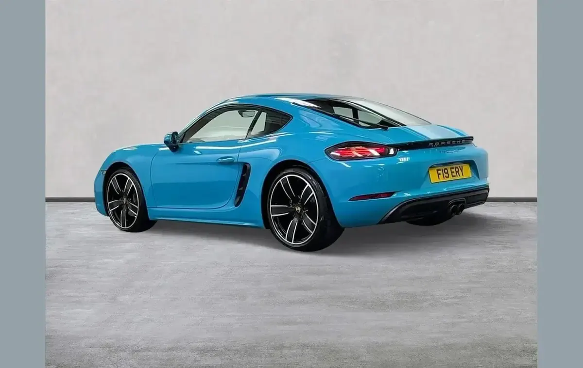 Used Porsche Cayman 300 HP (220 kW) 2019 Blue Coupe