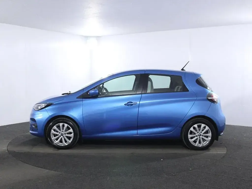 Used Renault Zoe Iconic 78 kW (107 HP) 2020 Blue Hatchback