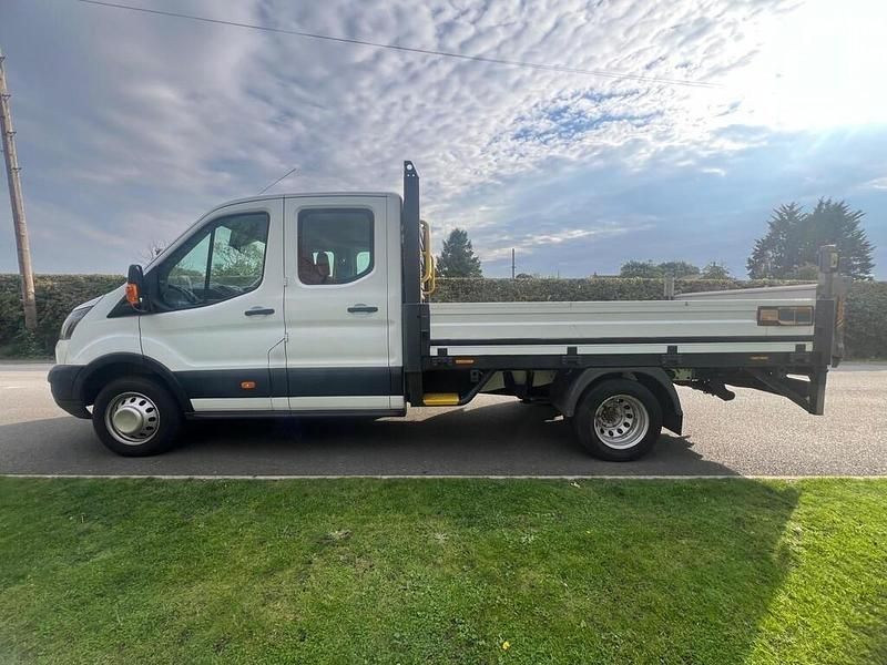 Begagnad Ford Transit 130 HK (95 kW) 2018 Vit Cab