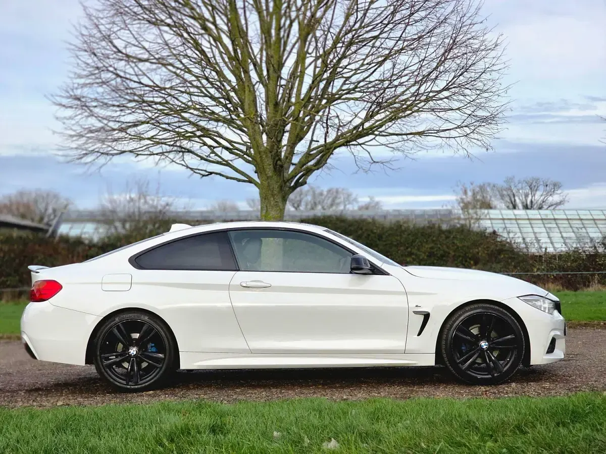 Used BMW 420 Coupé M Sport 2014 White Coupe