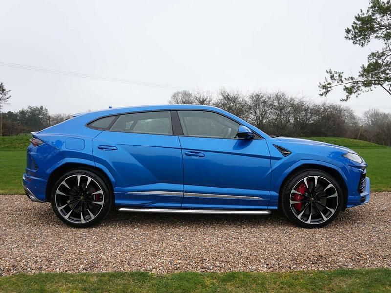 Used Lamborghini Urus 650 HP (478 kW) 2019 Blue SUV