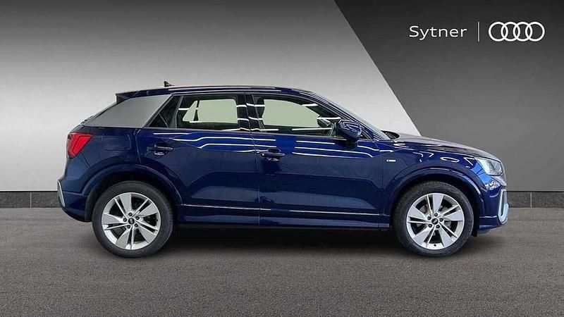 Begagnad Audi Q2 S-Line 2021 SUV