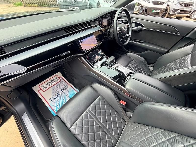 Usado Audi A8 S-Line 2018 Cinzento Sedan