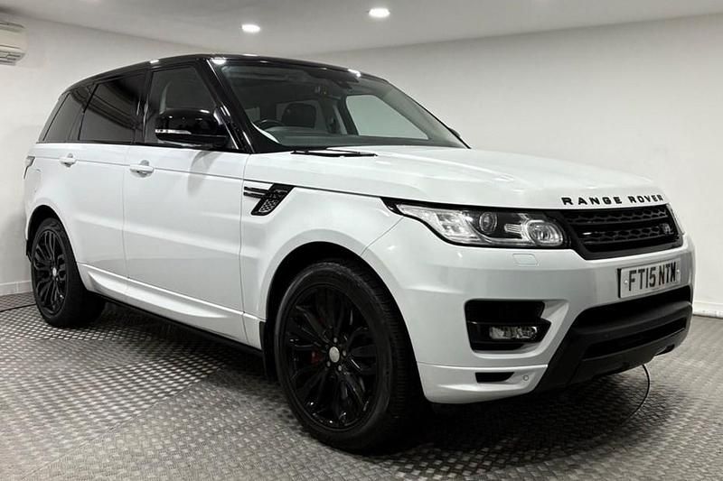 Used 2015 Land Rover Range Rover Autobiography Dynamic SUV | £18,995 (Super price) - Image 1/1