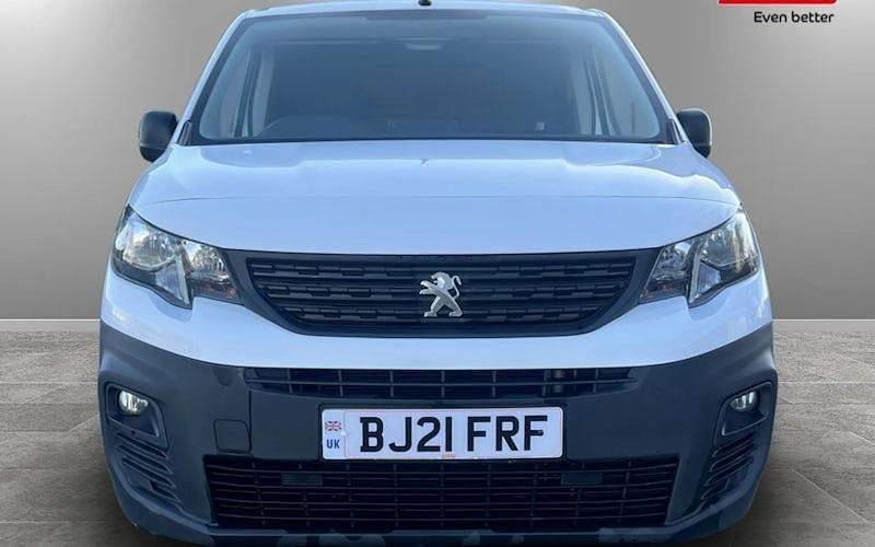 Used Peugeot Partner 102 HP (75 kW) 2021 MPV