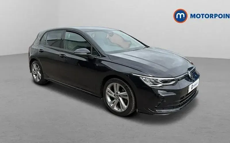 Used VW Golf VIII R-line 150 HP (110 kW) 2024 Hatchback