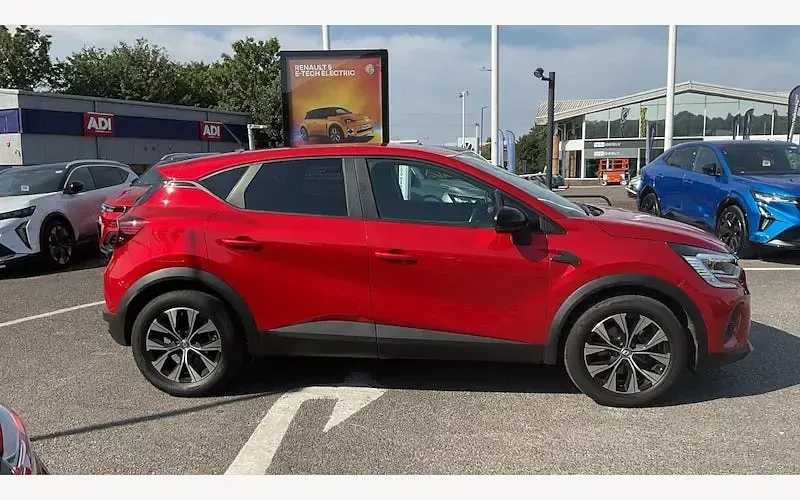 Used Renault Captur Evolution 143 HP (105 kW) 2024 SUV