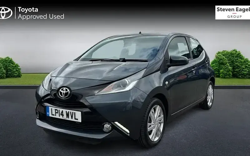 Used Toyota Aygo x-press 69 HP (50 kW) 2016 Hatchback