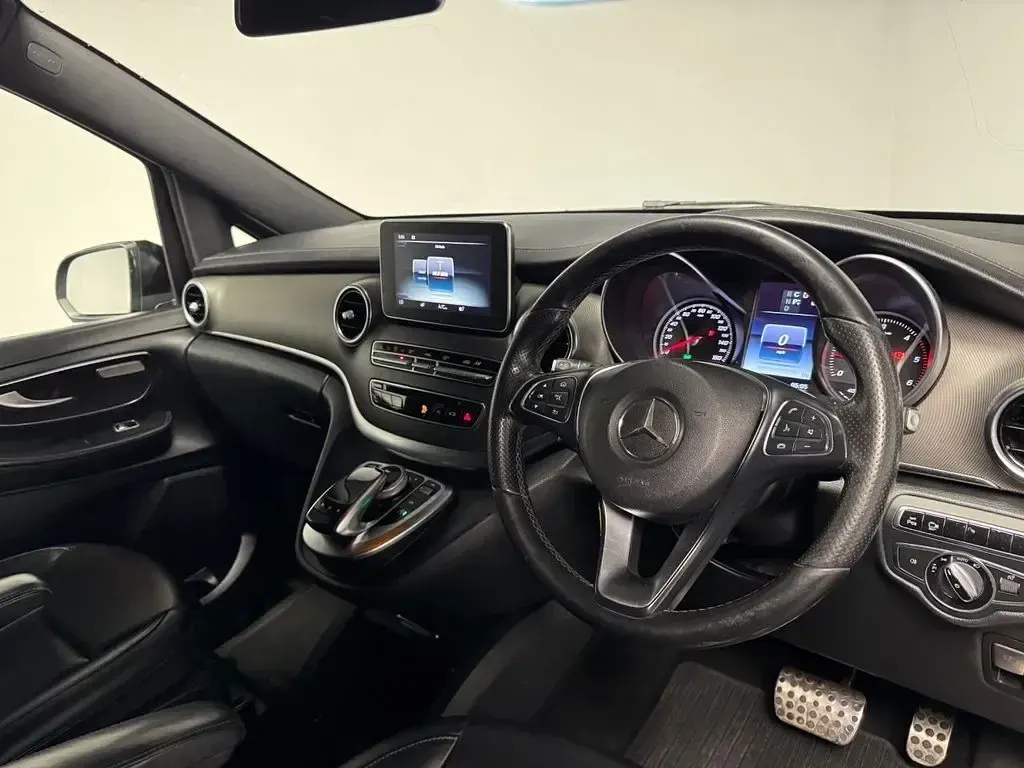 Used Mercedes V250 2016 Black MPV