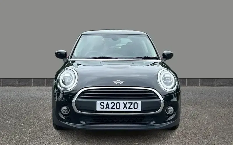 Used Mini ONE Classic 102 HP (75 kW) 2020 Black Hatchback