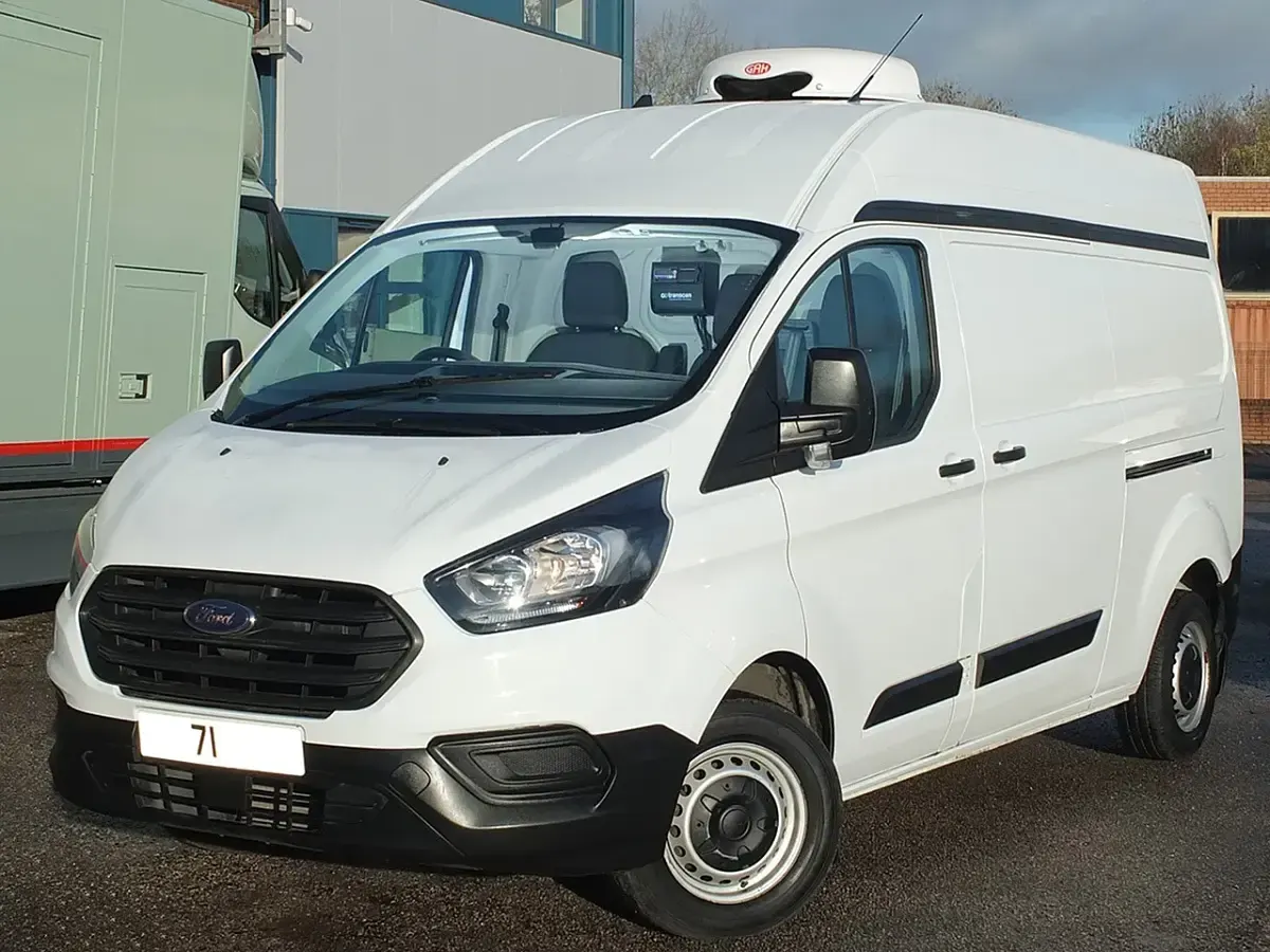 Used Ford Transit Custom 130 HP (95 kW) 2021 White Van