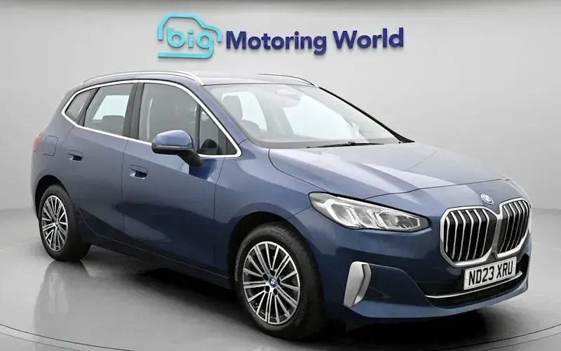 Usado BMW 225 Luxury Line 245 HP (180 kW) 2026 Carrinha