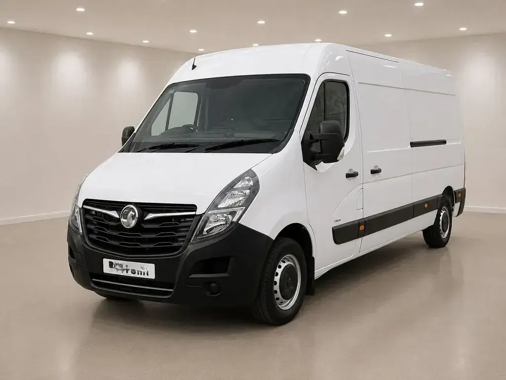 Used Vauxhall Movano 130 HP (95 kW) 2019 White MPV