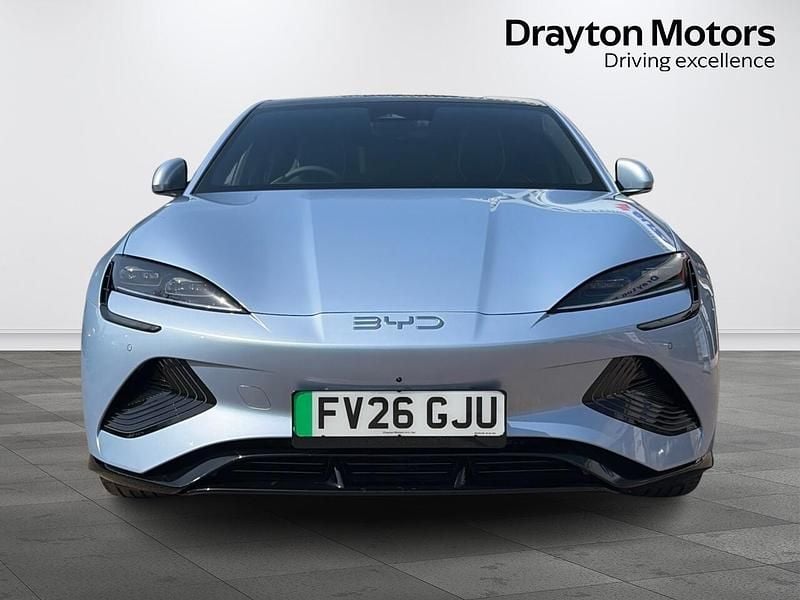 New BYD Seal Design 230 kW (313 HP) 2026 Sedan