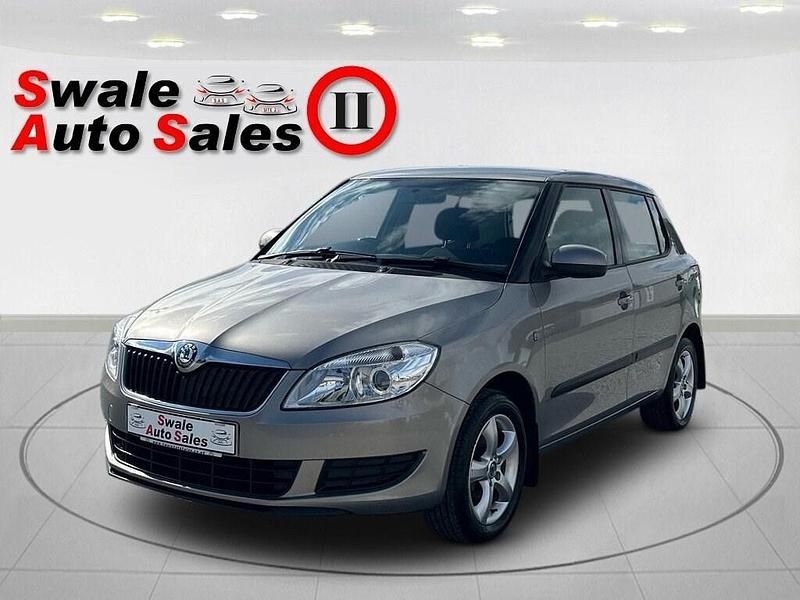 Beige Used 2010 Skoda Fabia SE Hatchback | £2,695 (Fair price) - Image 1/4