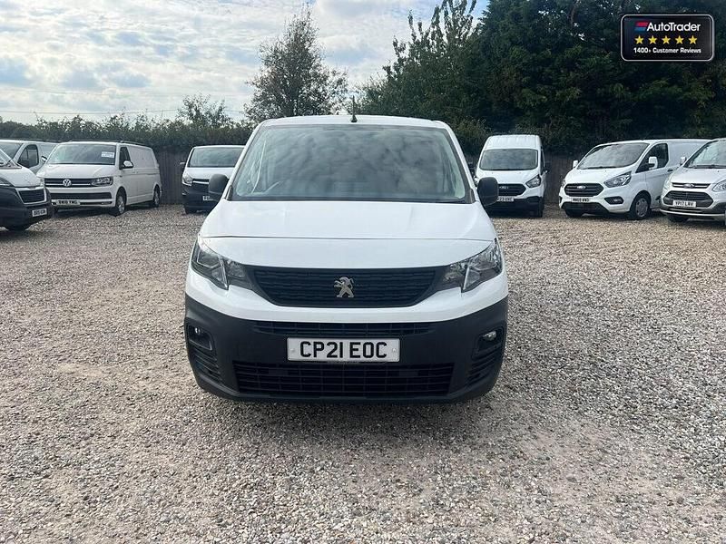 Used Peugeot Partner 2021 White MPV