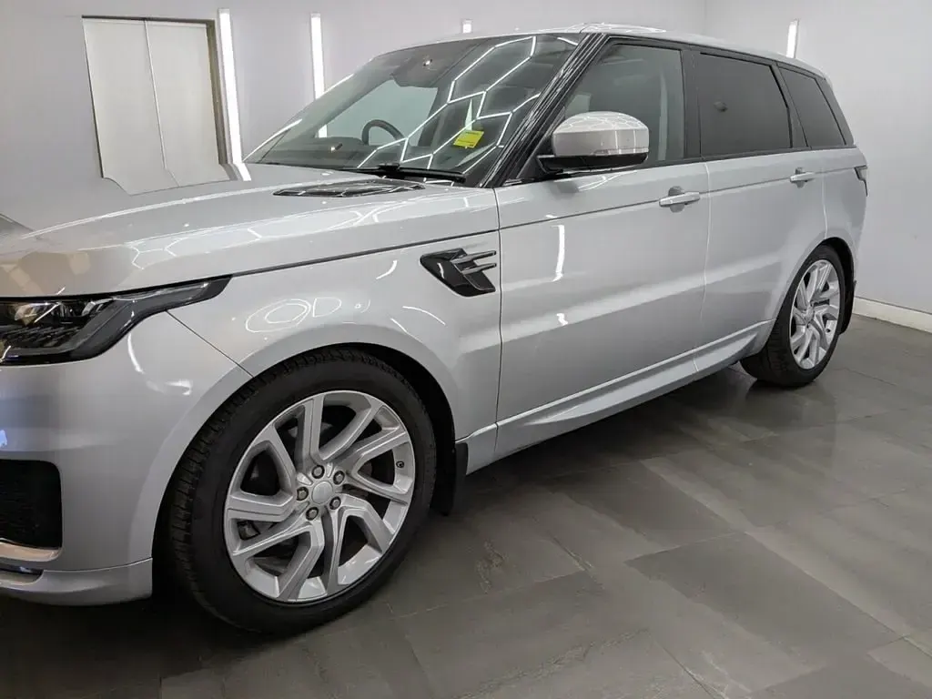 Second-hand Land Rover Range Rover Sport HSE Dynamic 306 CP (225 kW) 2020 Argintiu SUV