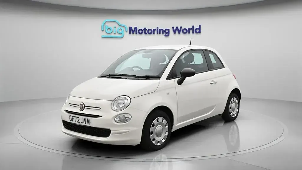 Used Fiat 500 Pop 70 HP (51 kW) 2023 White Hatchback