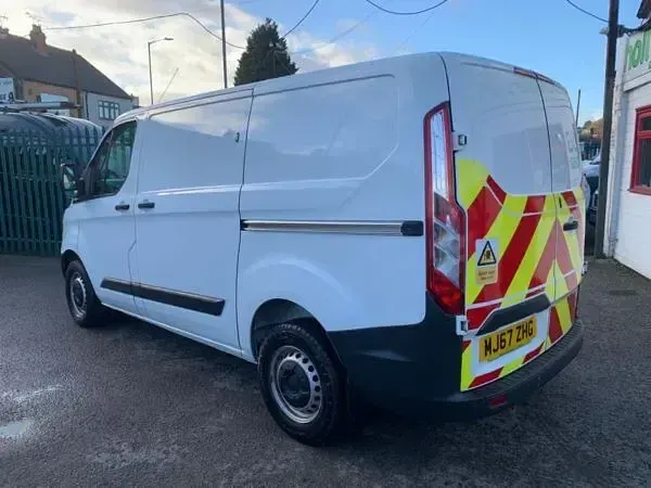 Used Ford Transit Custom 130 HP (95 kW) 2017 White Van