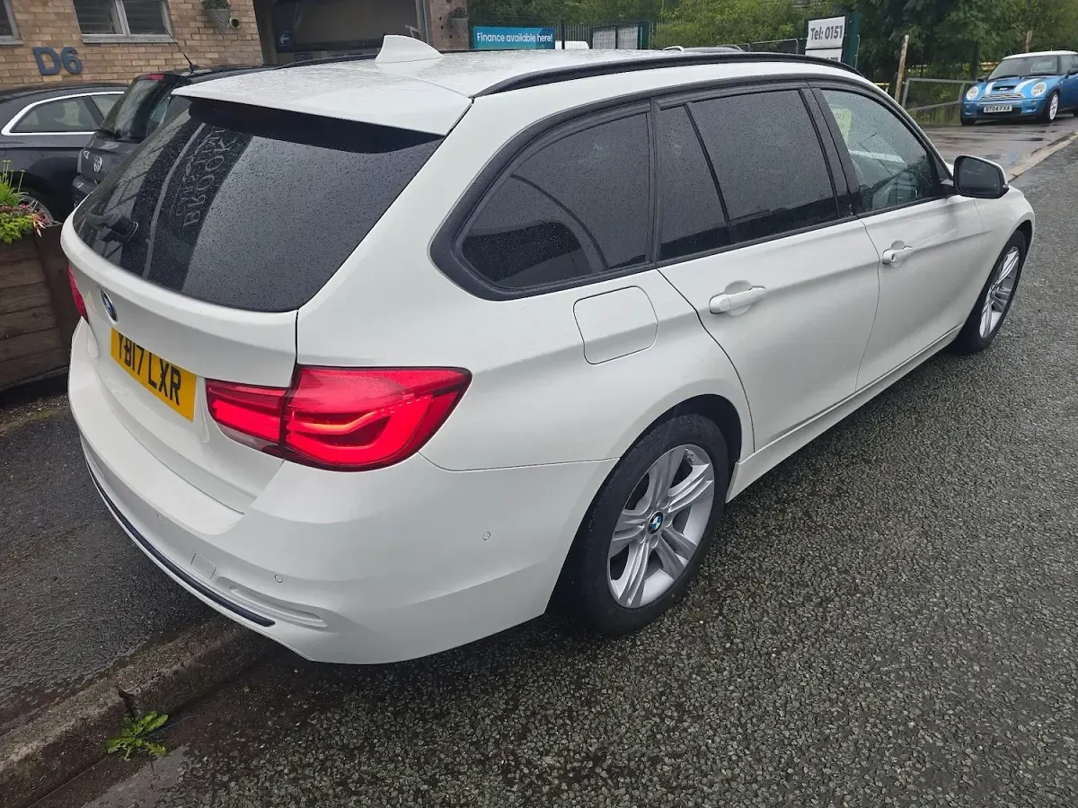 Used BMW 316 Sport Line 116 HP (85 kW) 2017 White Estate