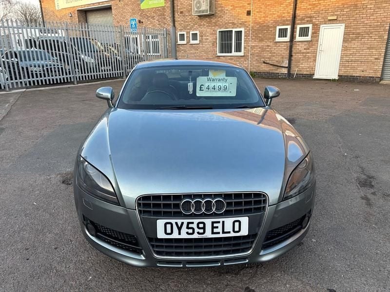 Begagnad Audi TT Sport 200 HK (147 kW) 2009 Grå Sportkupé