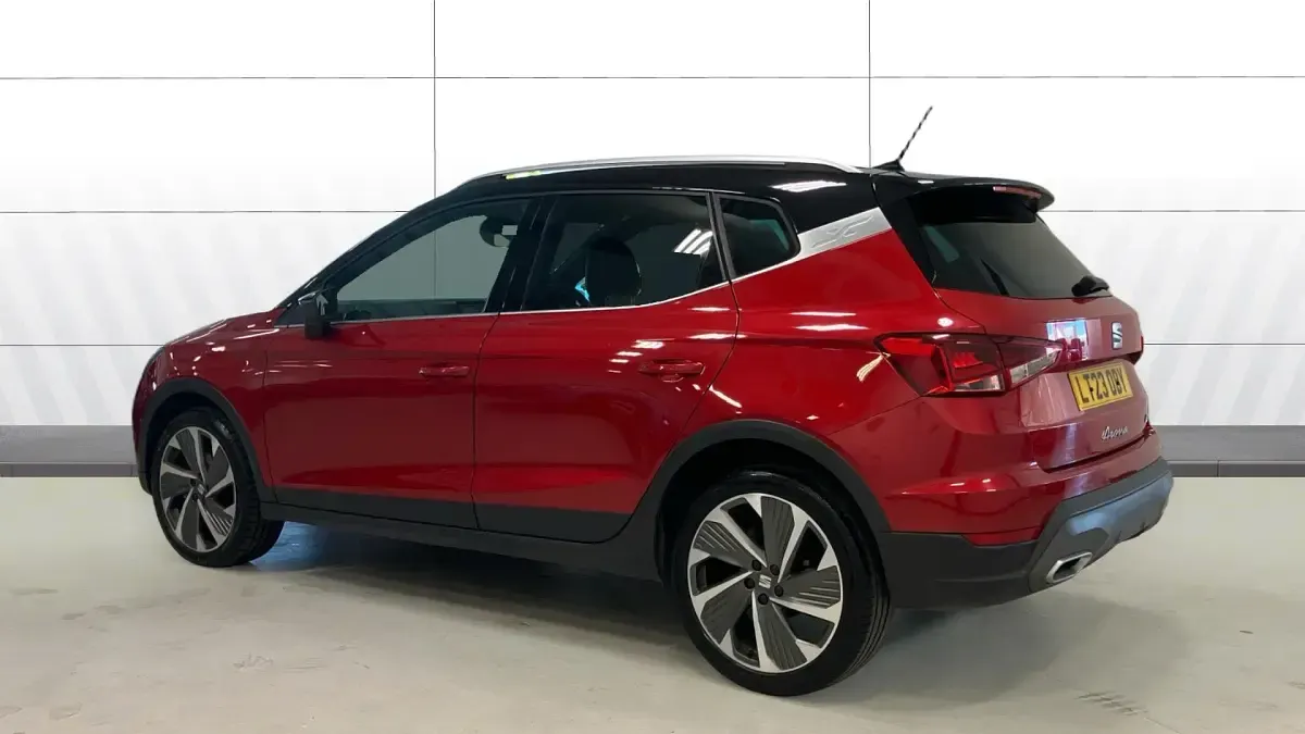 Used Seat Arona FR 110 HP (80 kW) 2023 Red SUV