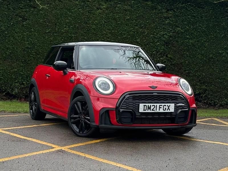 Used Mini Cooper Exclusive 2021 Red Hatchback