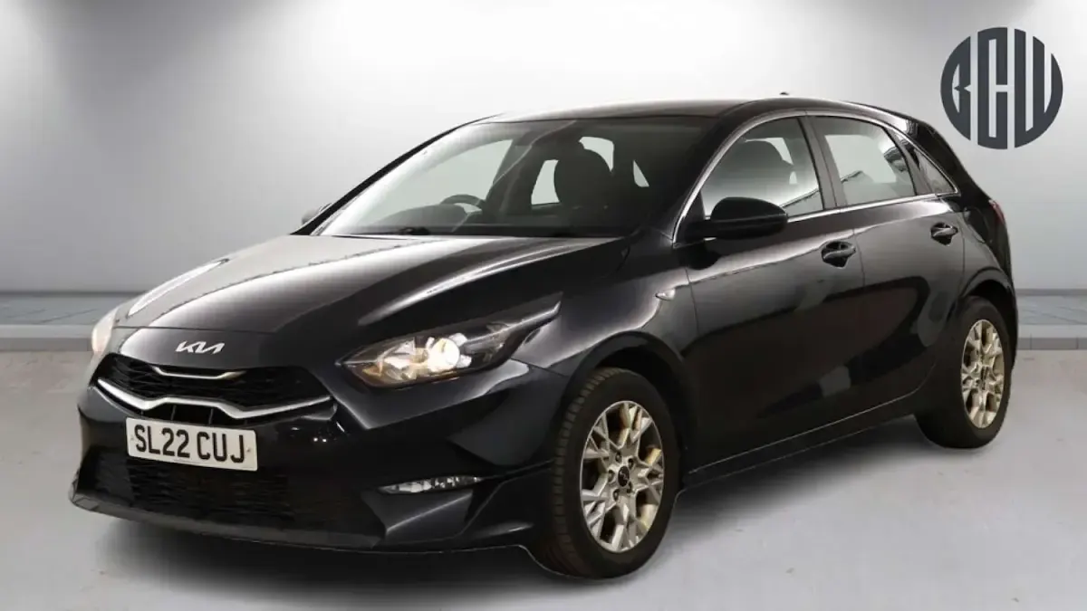 Used Kia Ceed 118 HP (86 kW) 2022 Black Hatchback