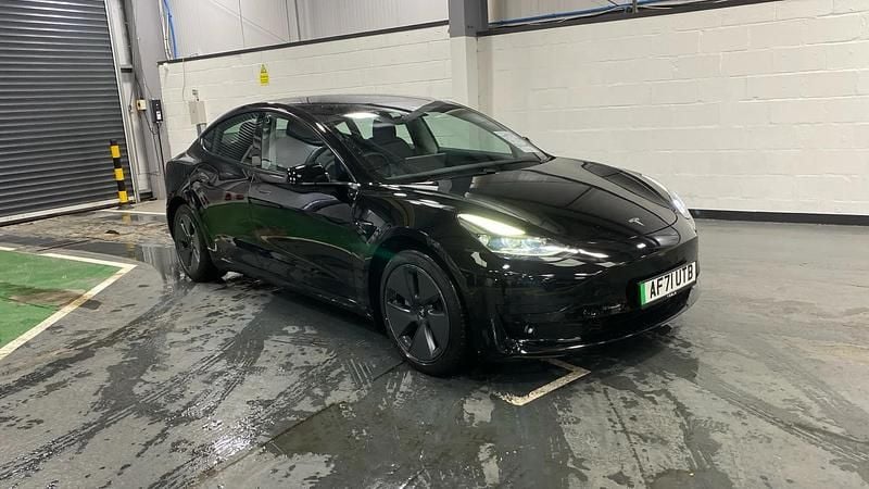 Black Used 2021 Tesla Model 3 Standard Range Sedan | £18,798 (Fair price) - Image 1/3