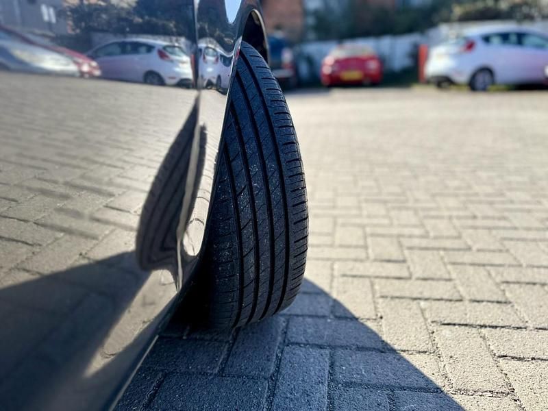 Used Vauxhall Corsa 100 HP (73 kW) 2010 Grey Hatchback