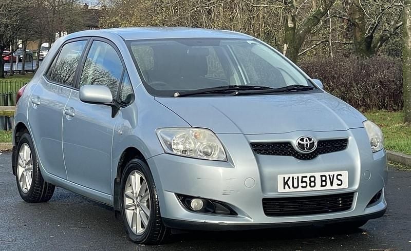 Used Toyota Auris 97 HP (71 kW) 2008 Blue Hatchback