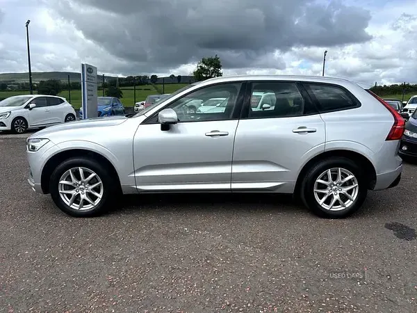 Used Volvo XC60 Momentum 2017 Silver SUV