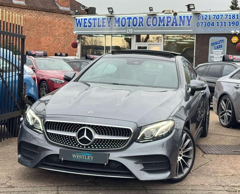 Begagnad Mercedes E220 AMG line 2018 Grå Sportkupé