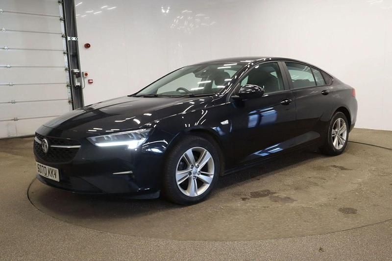 Black Used 2020 Vauxhall Insignia Hatchback | £7,980 (Good price) - Image 1/1