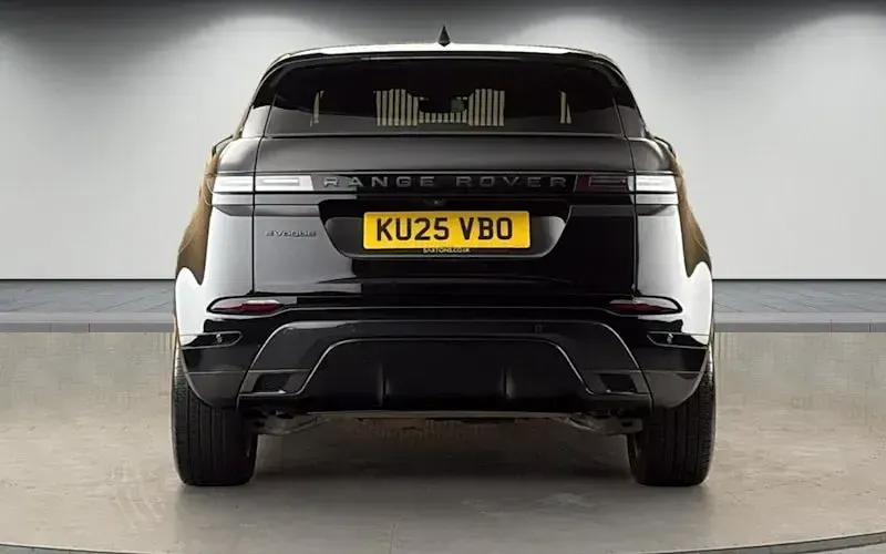 Used Land Rover Range Rover evoque SE Dynamic 309 HP (227 kW) 2025 Santorini black SUV