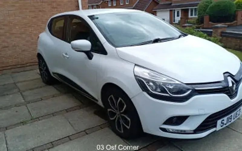 Used Renault Clio IV Play 76 HP (55 kW) 2019 Hatchback