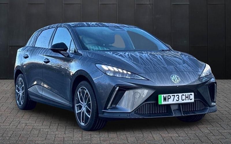 Used 2025 MG MG4 EV Trophy Hatchback | £15,841 (Good price) - Image 1/3