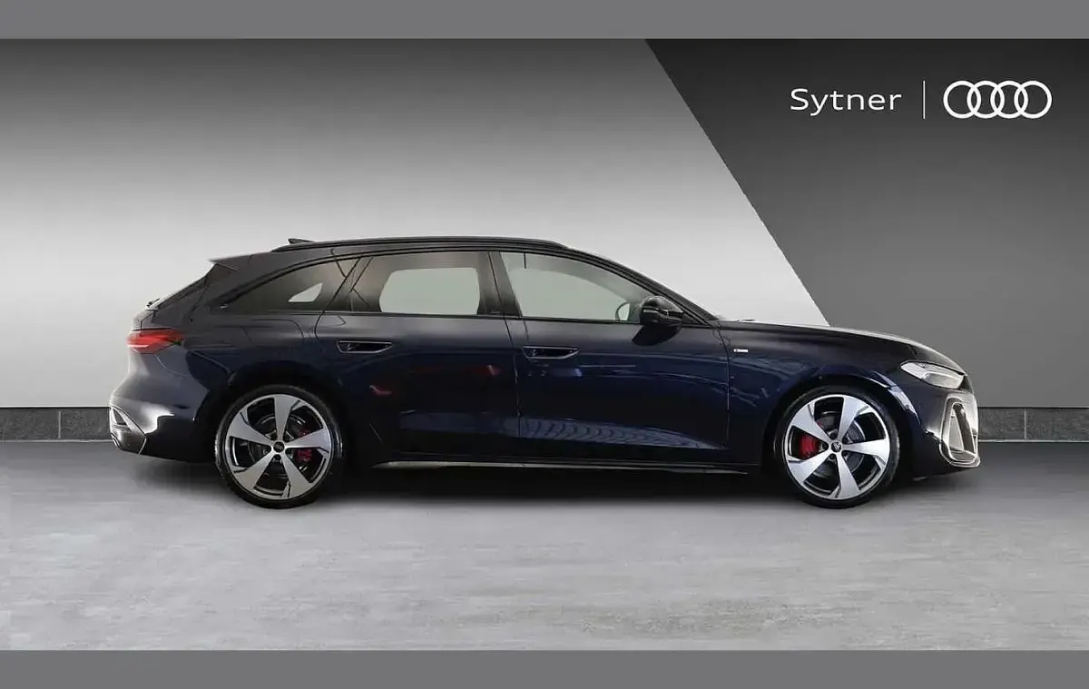 Used Audi A5 Comfort 200 HP (147 kW) 2026 Blue Estate