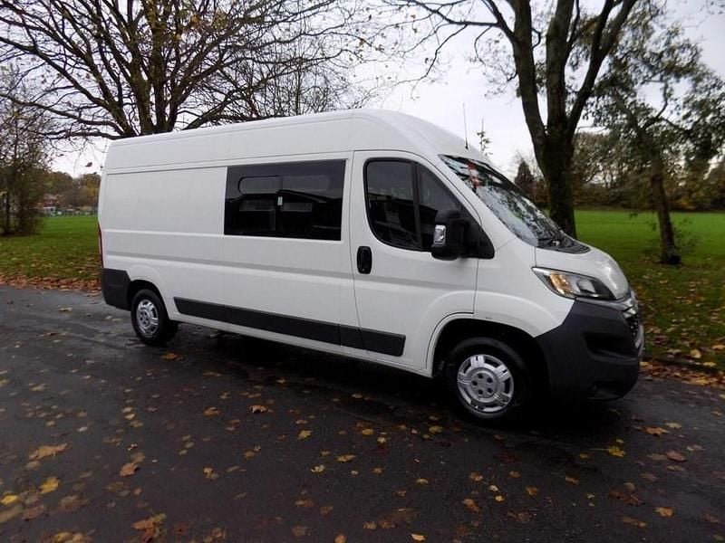 White Used 2025 Citroën Relay Van | £11,995 (Super price) - Image 1/4