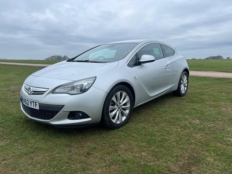 Used Vauxhall Astra GTC SRi 2012 Silver Hatchback