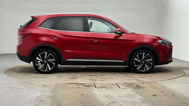 Used MG ZS Trophy 2025 Red SUV