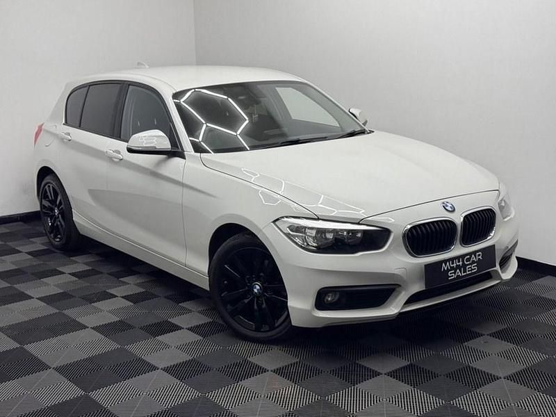 White Used 2018 BMW 118 Comfort Edition Hatchback | £9,650 (Fair price) - Image 1/3