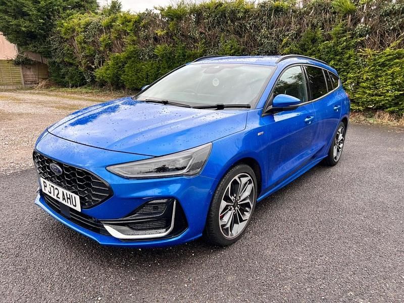 Used Ford Focus ST-Line 155 HP (114 kW) 2022 Blue Estate