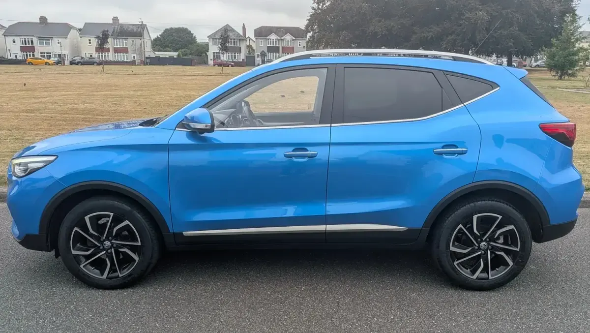 Used MG ZS Exclusive 111 HP (81 kW) 2024 Blue SUV