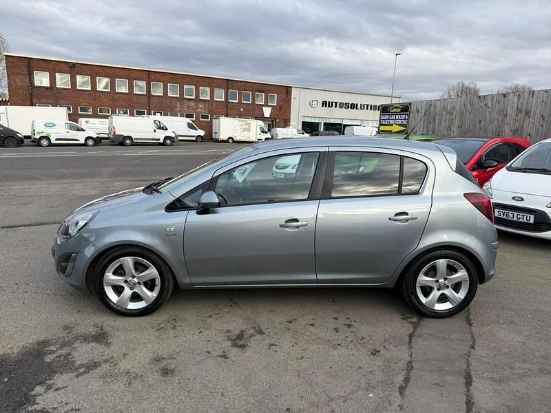 Used Vauxhall Corsa 100 HP (73 kW) 2014 Silver Hatchback