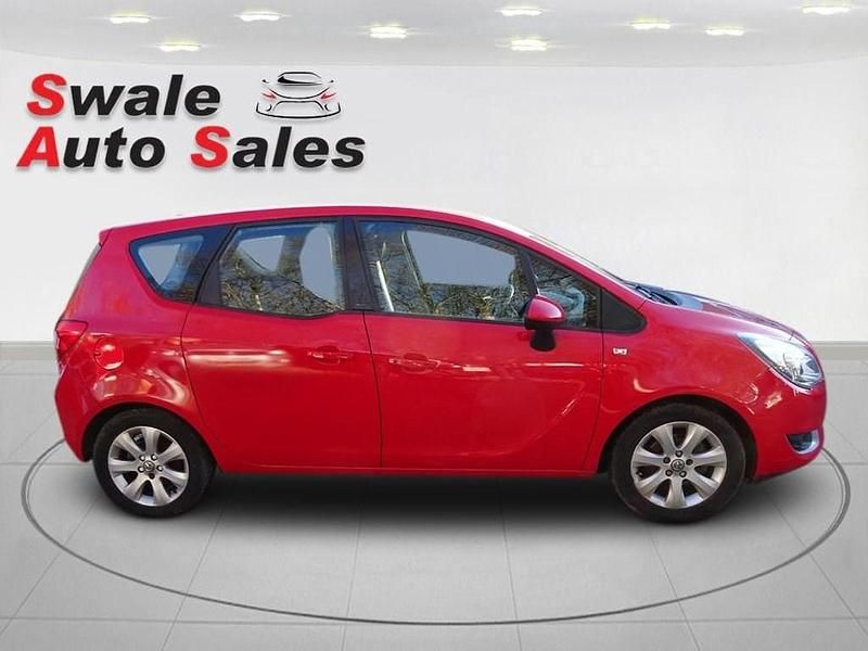 Second-hand Vauxhall Meriva 2016 Roșu Monovolum