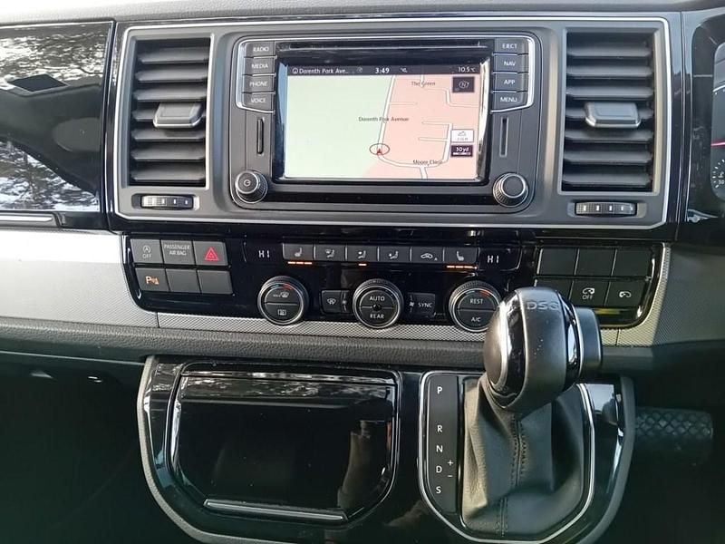 Used VW Caravelle Executive 150 HP (110 kW) 2018 Blue MPV