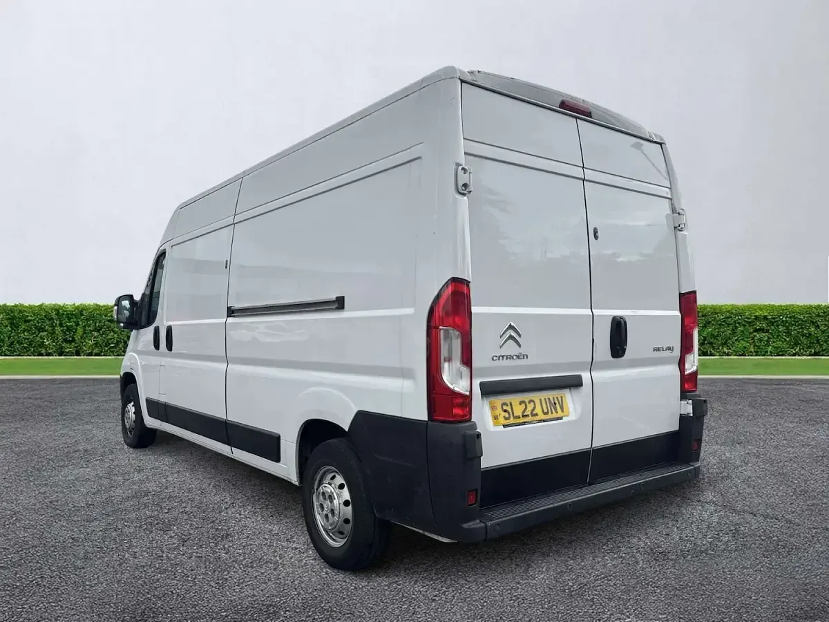 Used Citroën Relay 140 HP (102 kW) 2022 White Van