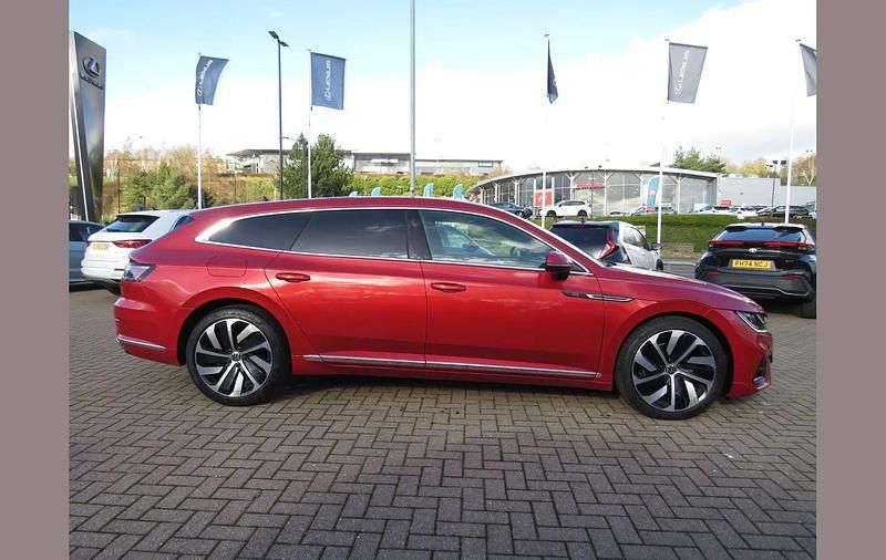 Used VW Arteon R-line 147 HP (108 kW) 2021 Red Estate